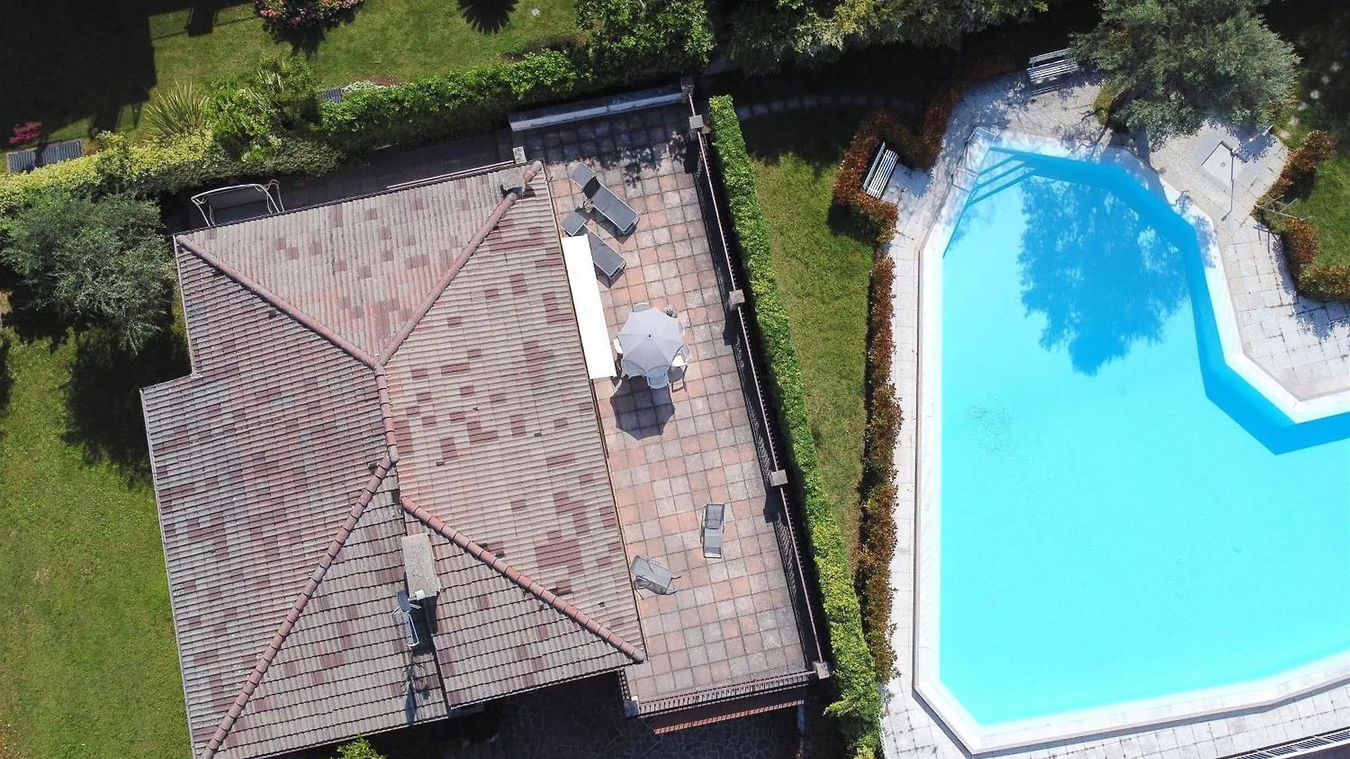Ferienhaus Villetta Arcobaleno Mit Seeblick バルドリーノ