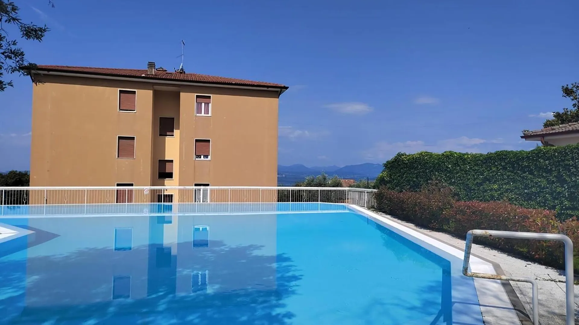 別荘 Ferienhaus Villetta Arcobaleno Mit Seeblick バルドリーノ