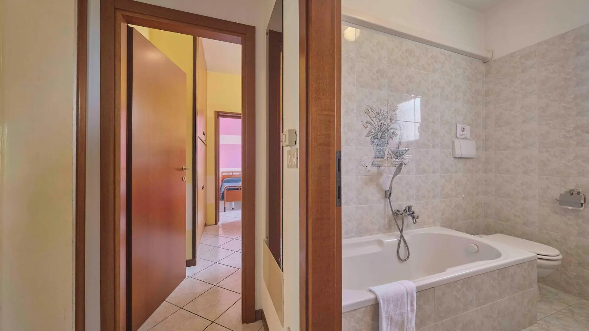 Ferienhaus Villetta Arcobaleno Mit Seeblick バルドリーノ 別荘